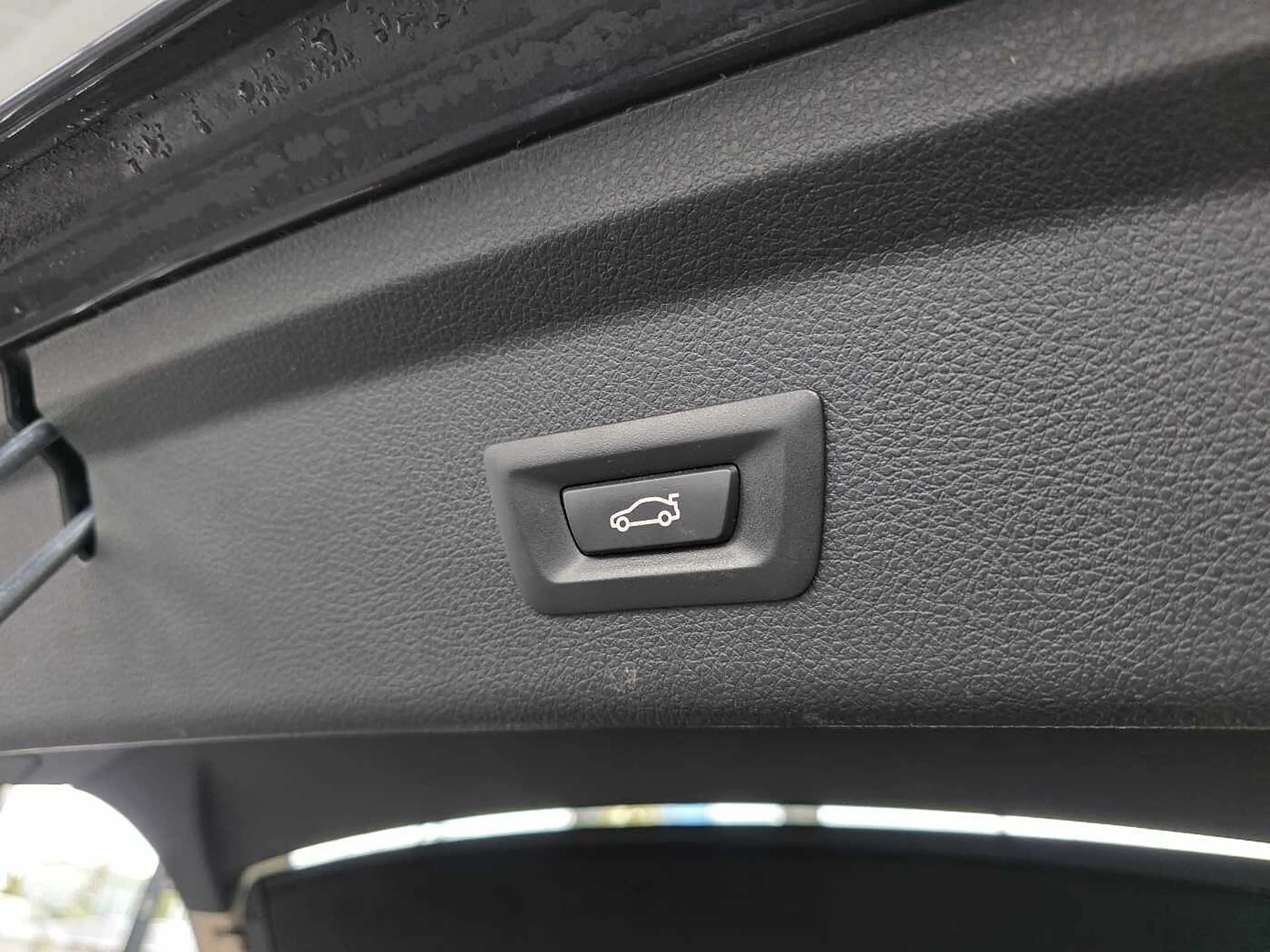 BMW 320 i Sportline 1.Hand/Auto./Navi/AHK/Leder/RFK — photo 11