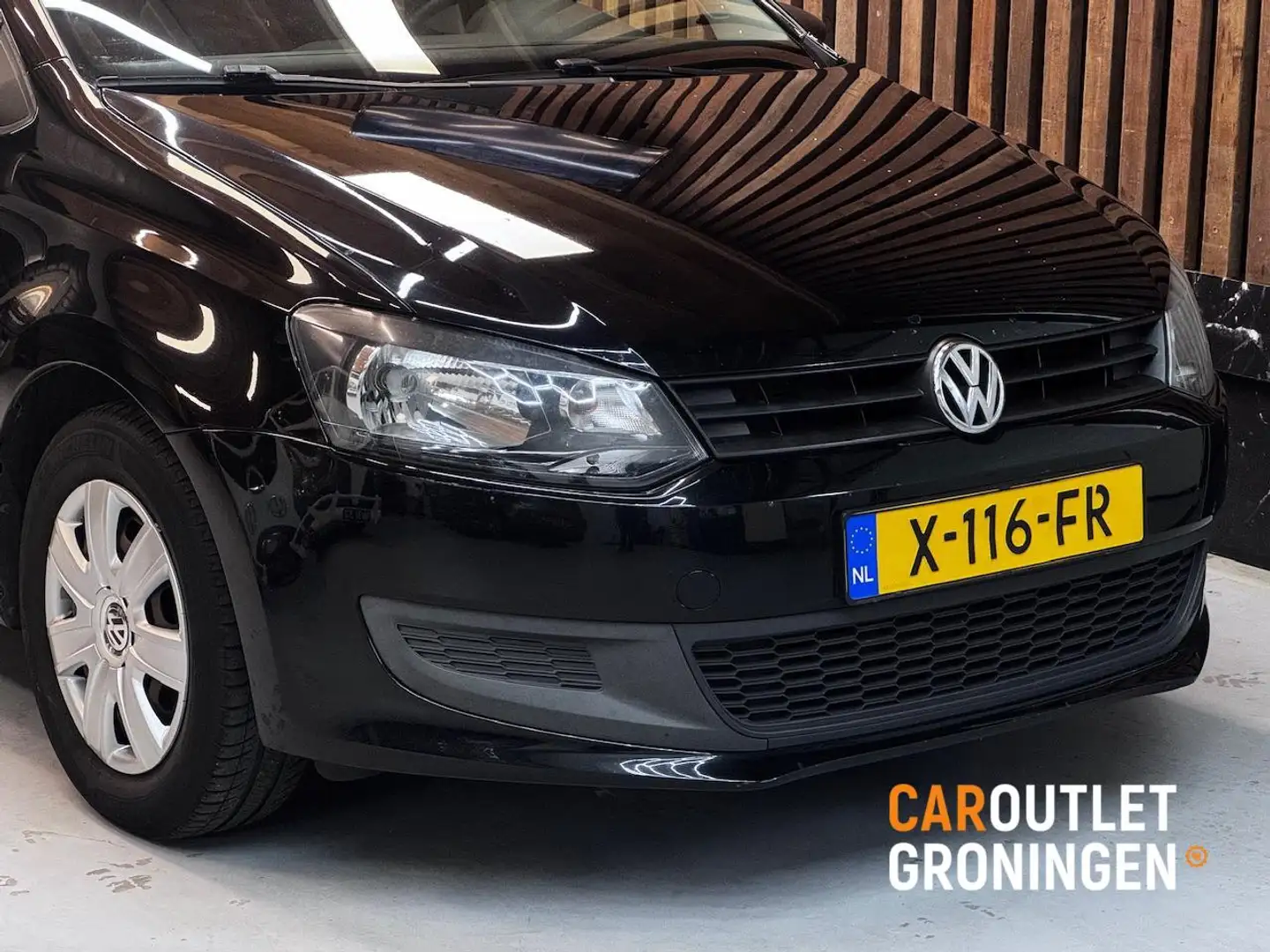Volkswagen Polo 1.2 Easyline 2011 | 5-DRS | AIRCO | NWE APK Zwart - 2