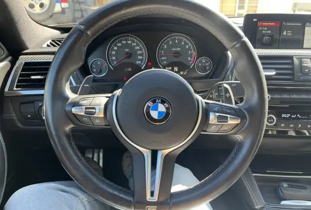 BMW M4 view 15
