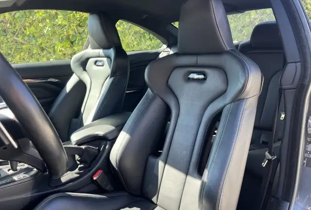 BMW M4 view 10