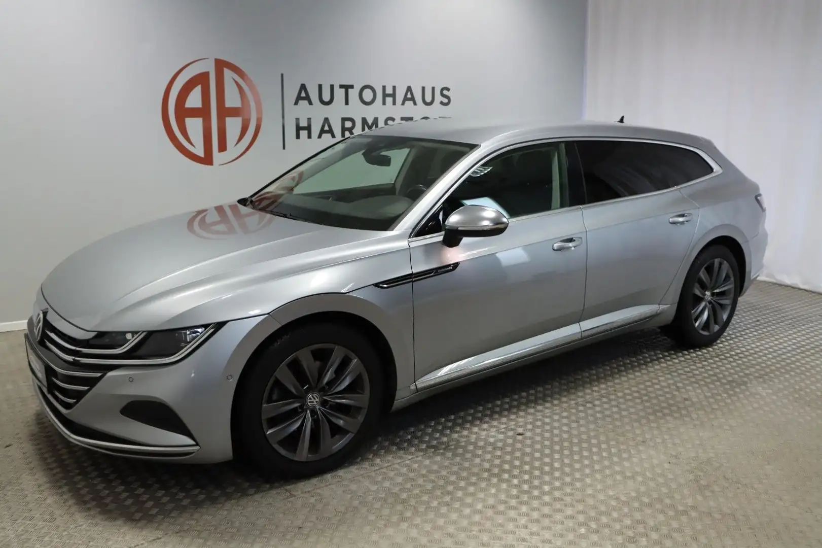 Volkswagen Arteon Shooting Brake Elegance AHK Navi Matrix Argintiu - 2