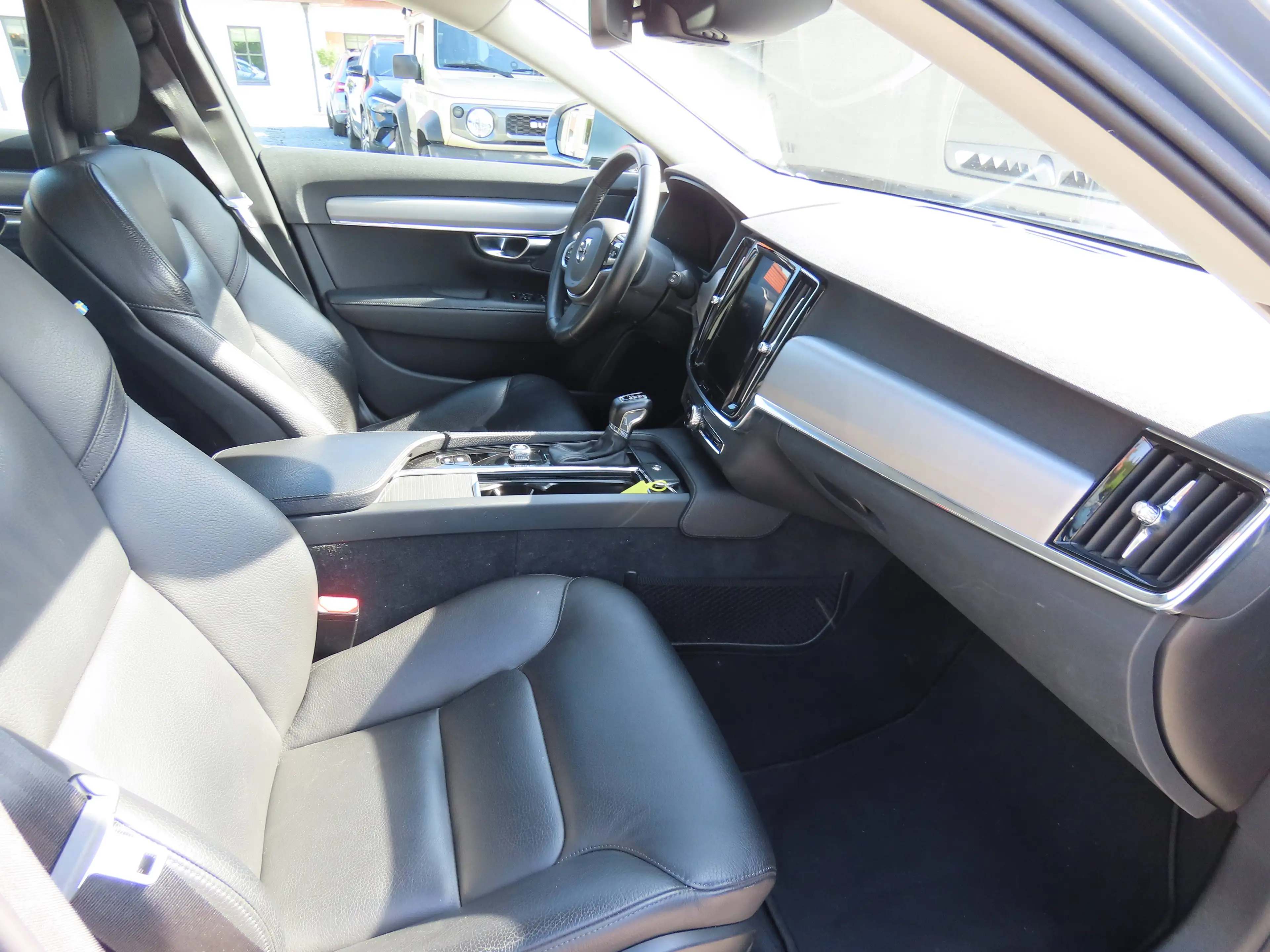 Volvo V90 V90 2.0 D4 Inscription Geartronic — photo 4