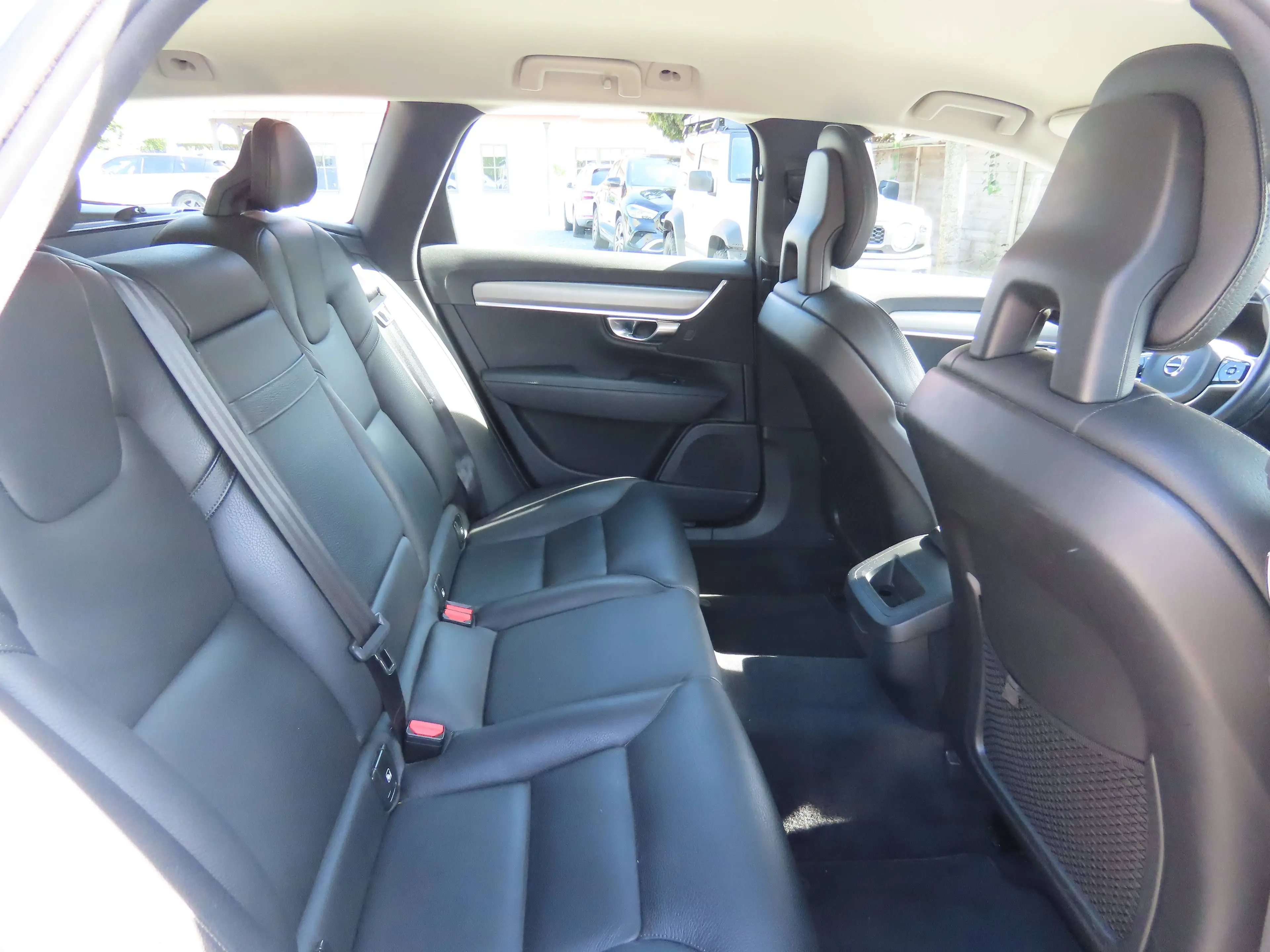 Volvo V90 V90 2.0 D4 Inscription Geartronic — photo 9