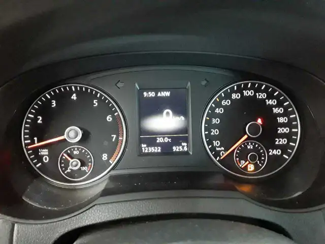 Volkswagen Sharan view 11