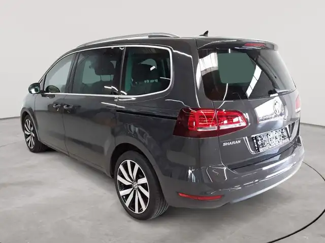 Volkswagen Sharan view 5