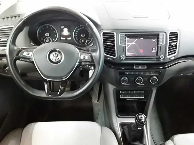 Volkswagen Sharan view 10