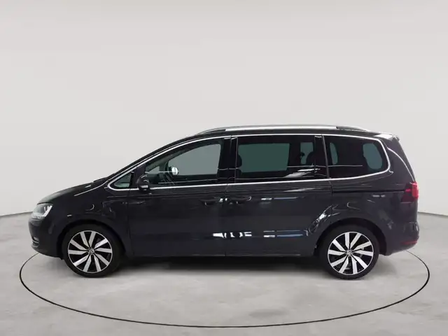 Volkswagen Sharan view 6