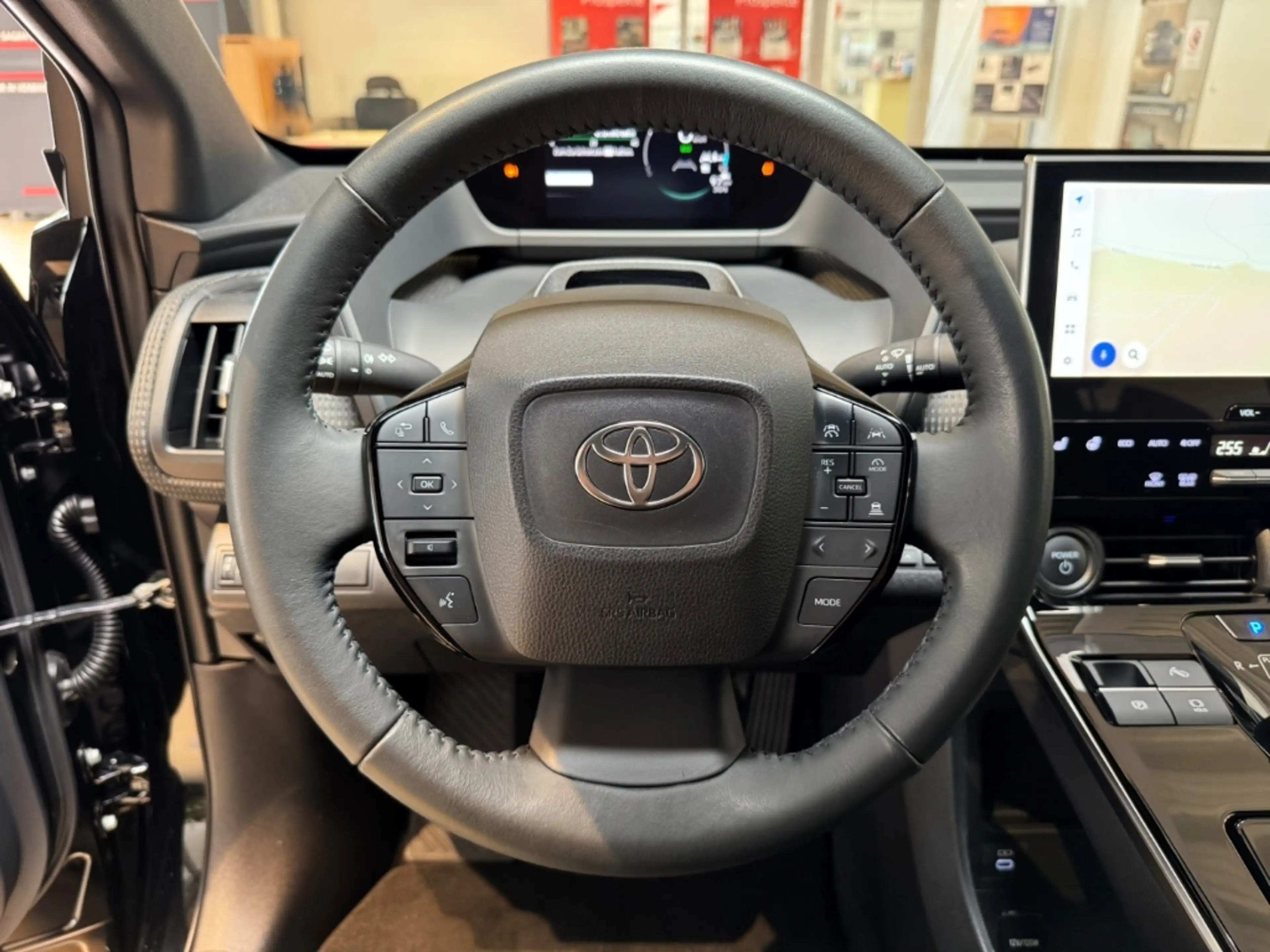 Toyota bZ4X FWD Basis / 360° Kamera / Leder / S+W Reifen — photo 9