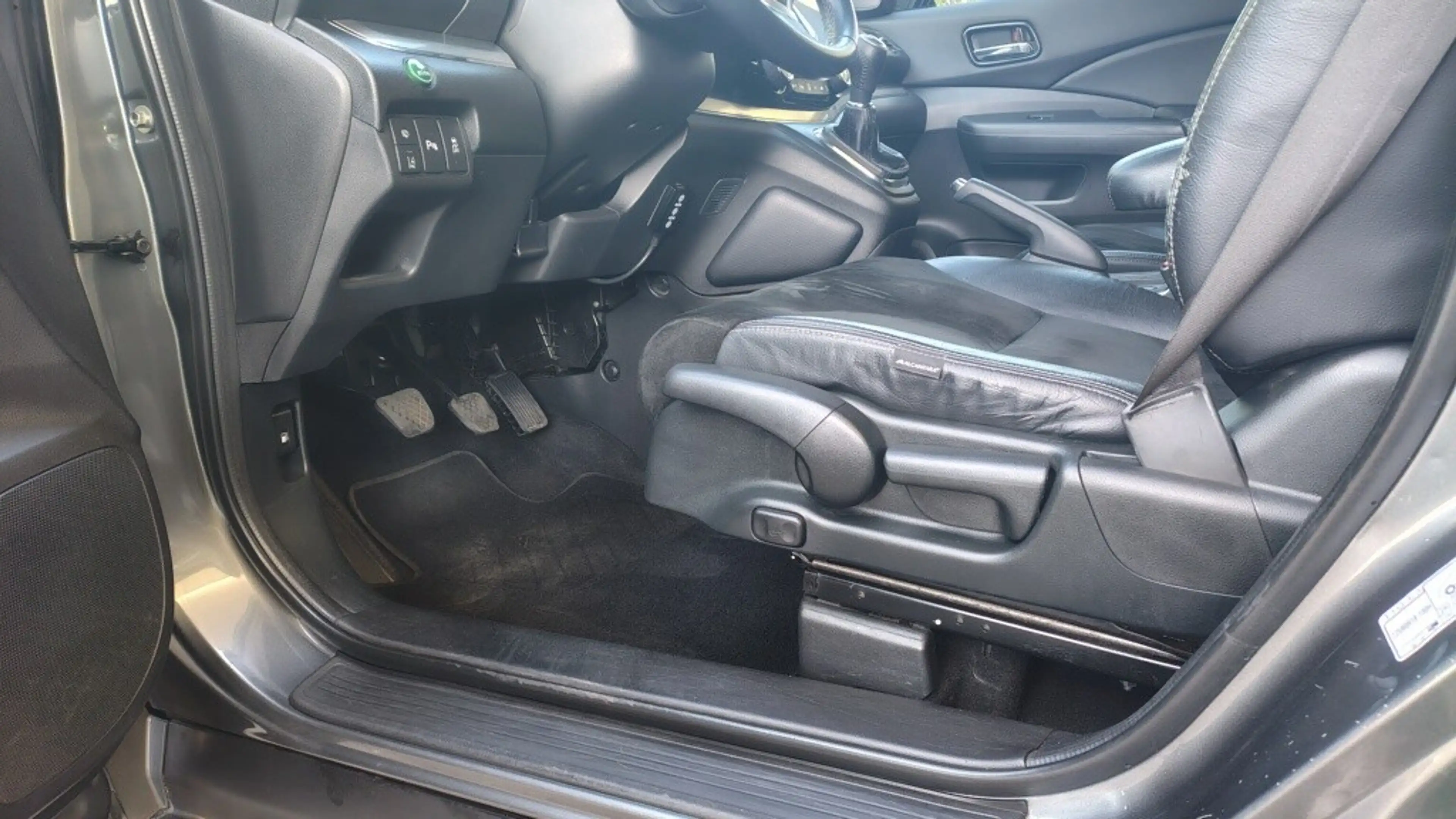 Honda CR-V 1,6i-DTEC Lifestyle 4WD — photo 10