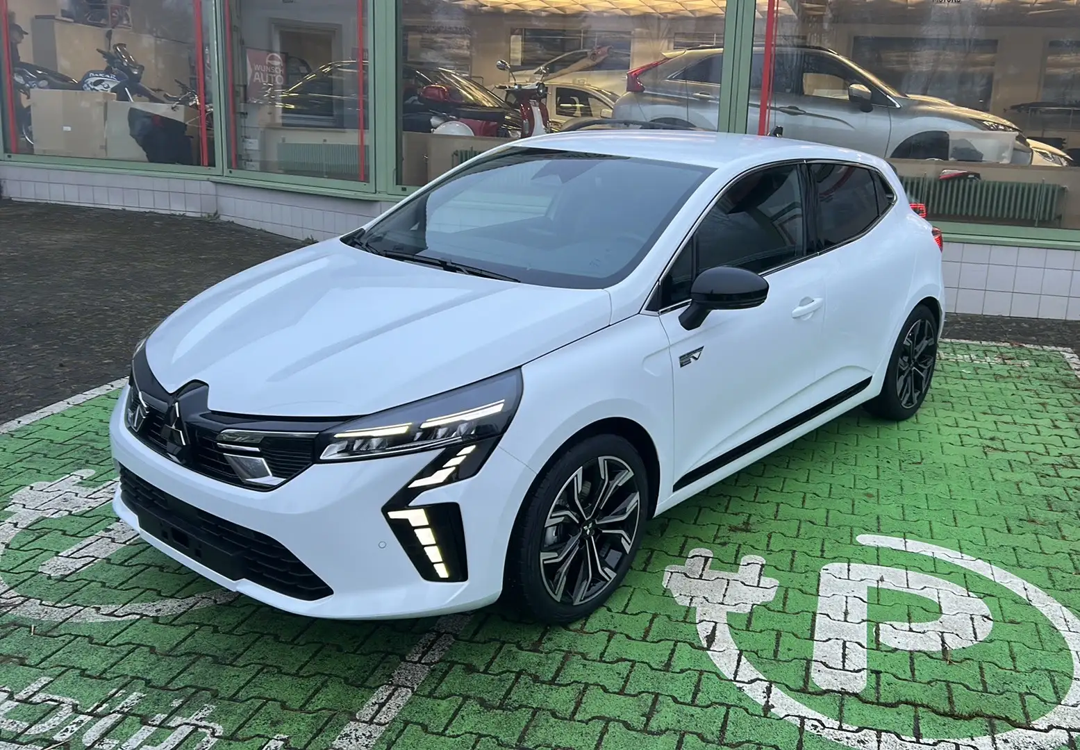 Mitsubishi Colt Edition Hybrid Alb - 1