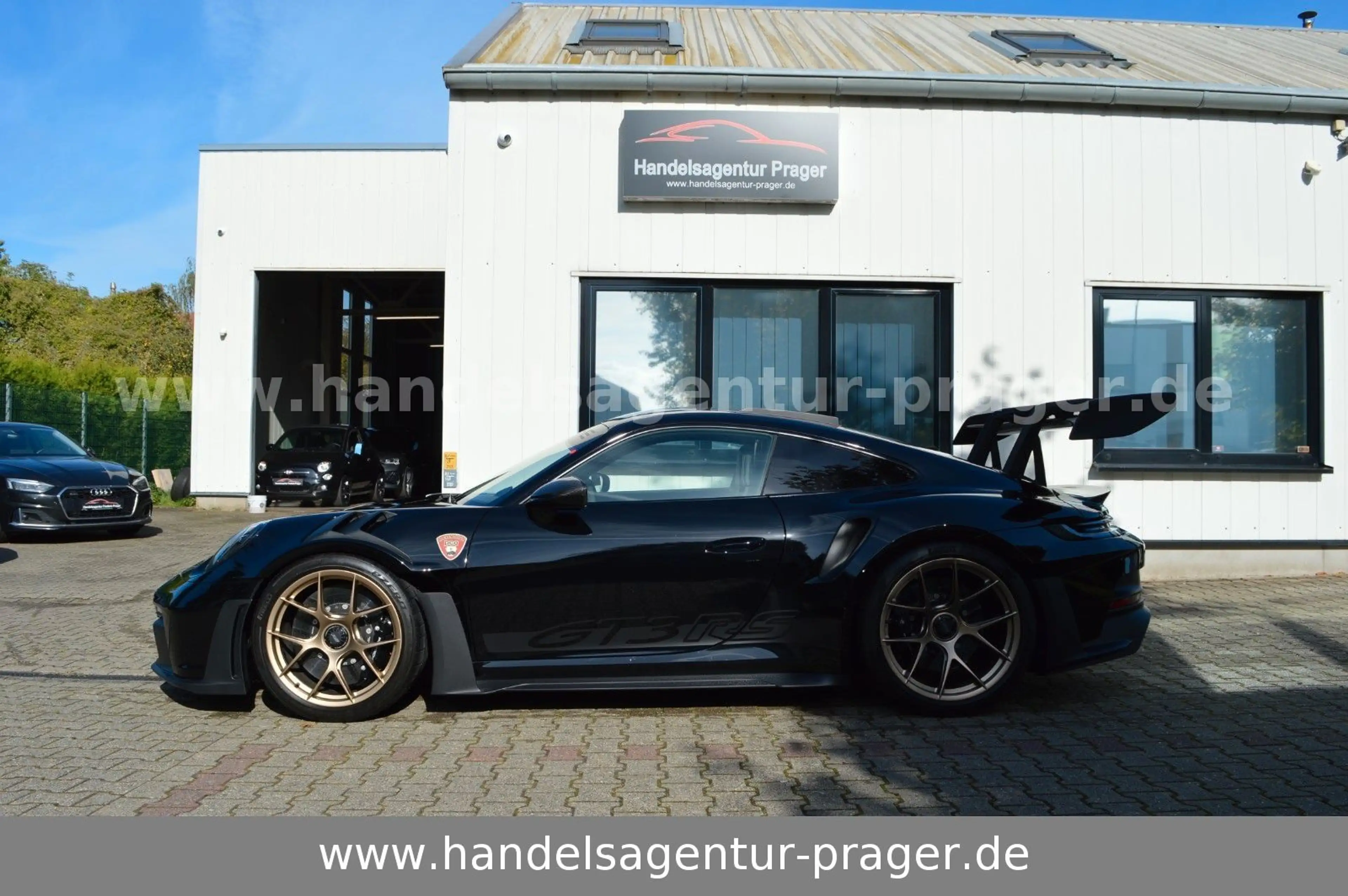 Porsche 992 911 992 GT3 RS Weissach Lift PCCB 1.Hd Approved — photo 7
