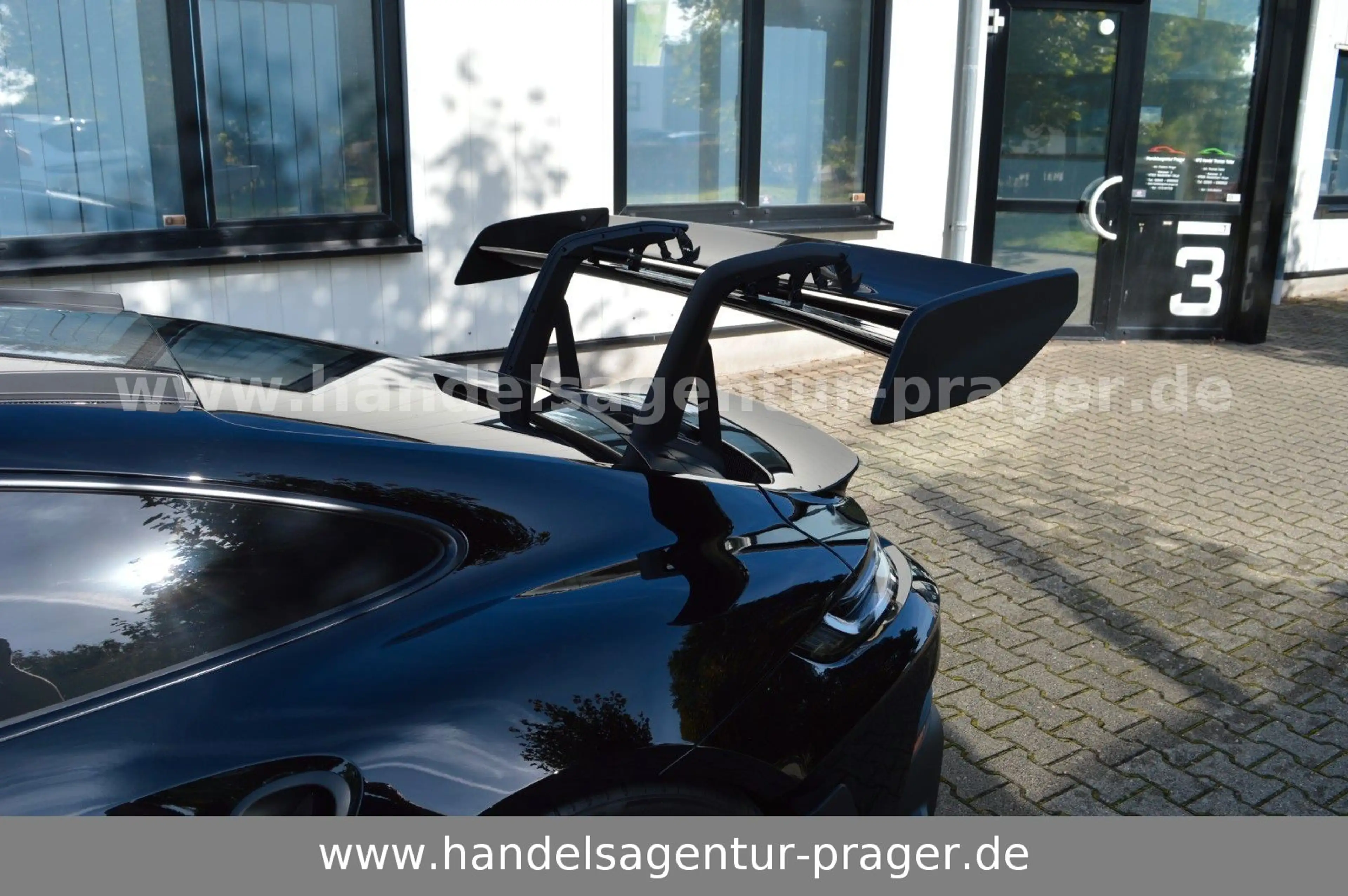 Porsche 992 911 992 GT3 RS Weissach Lift PCCB 1.Hd Approved — photo 13
