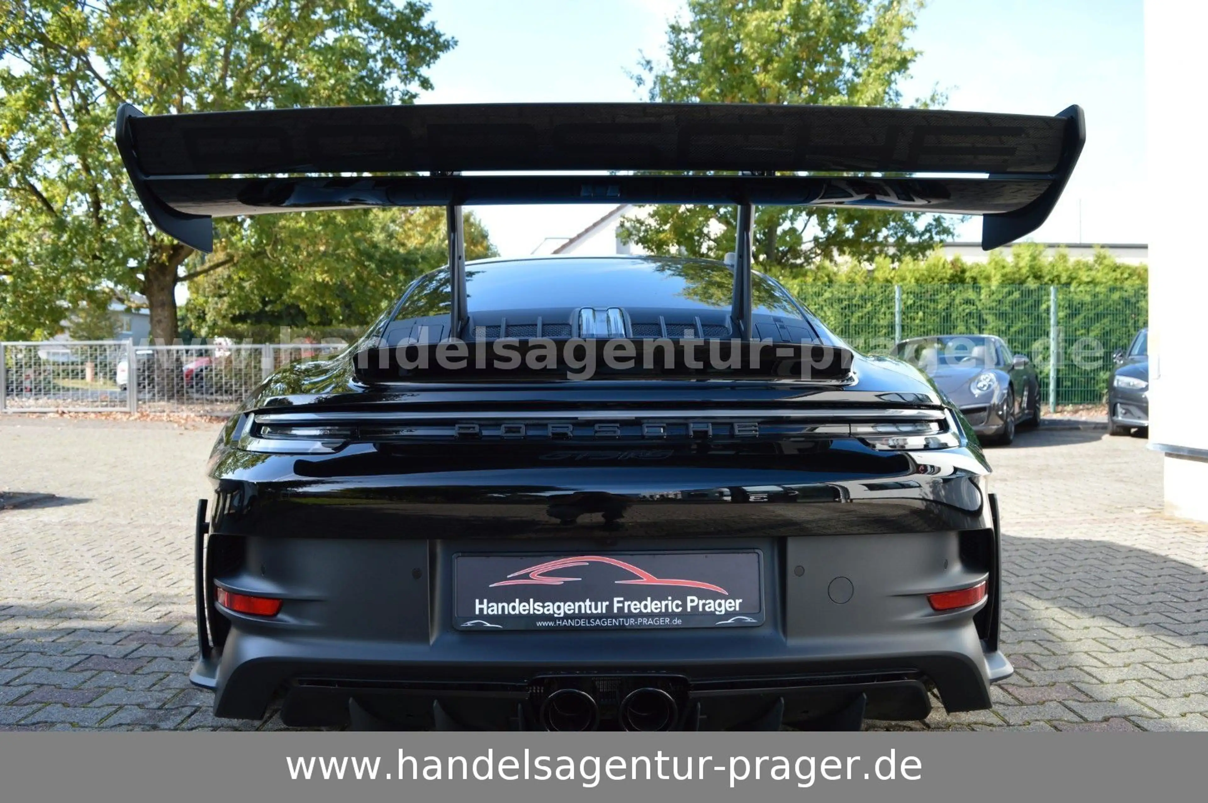 Porsche 992 911 992 GT3 RS Weissach Lift PCCB 1.Hd Approved — photo 11