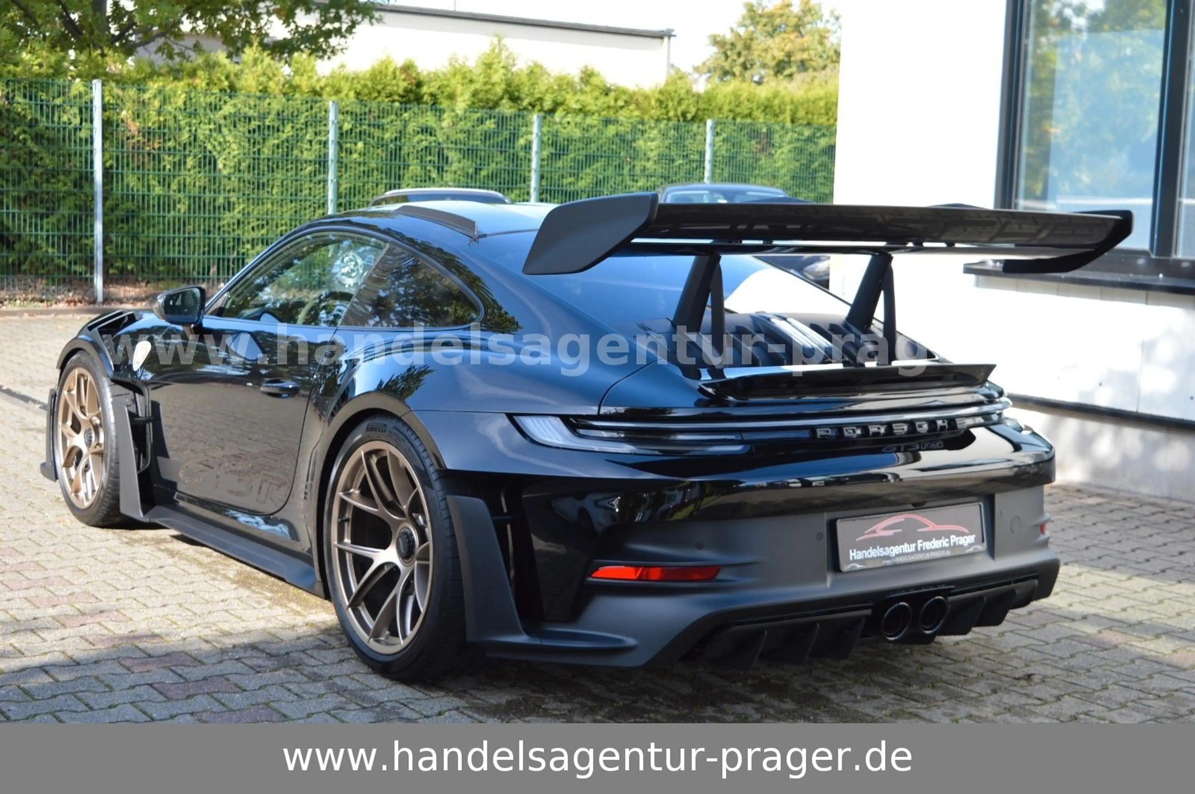 Porsche 992 911 992 GT3 RS Weissach Lift PCCB 1.Hd Approved — photo 8