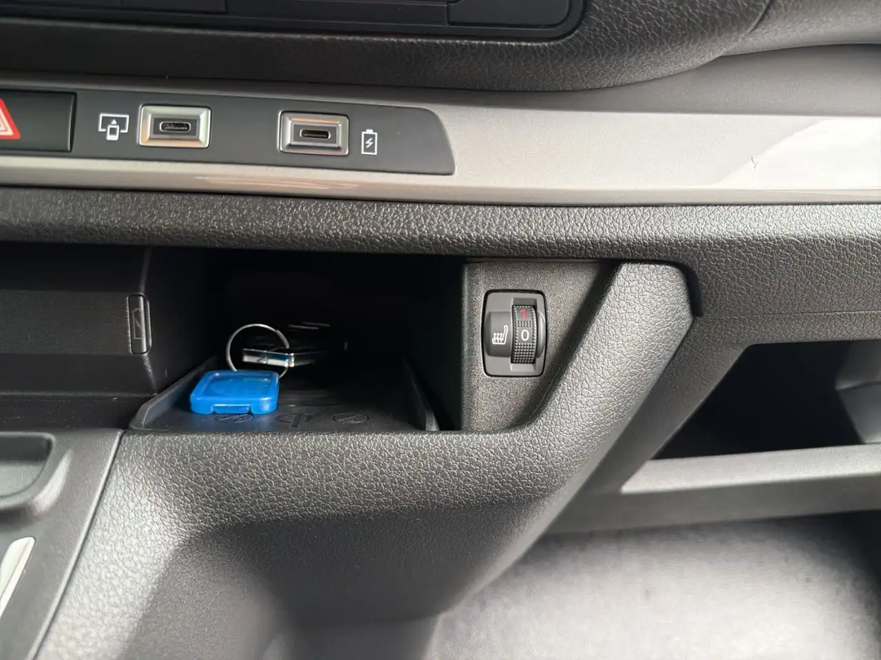 Citroen Spacetourer 2.2 Diesel FAP PLUS XL AHK+LED+Navi 20