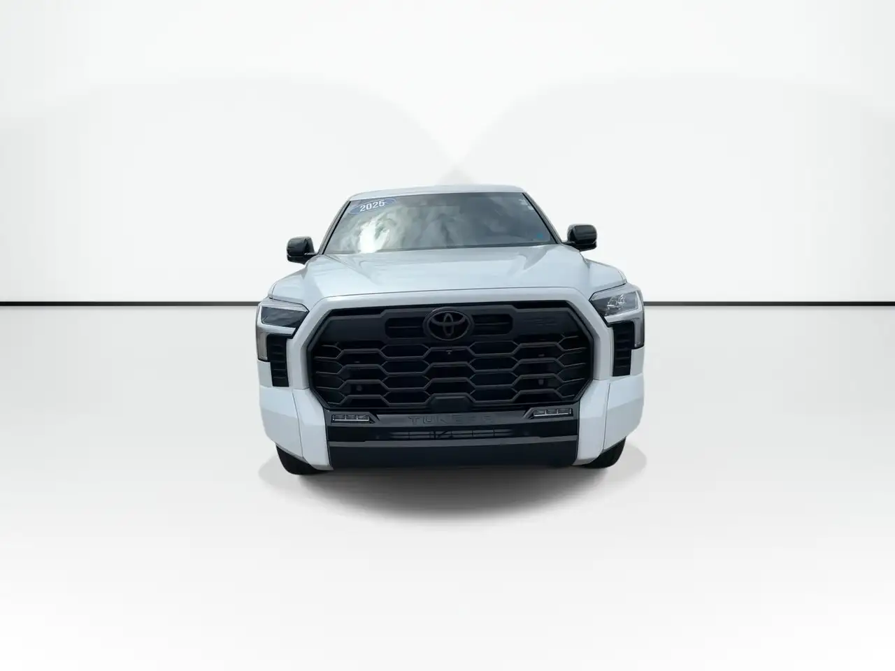 Toyota Tundra снимка Toyota Tundra