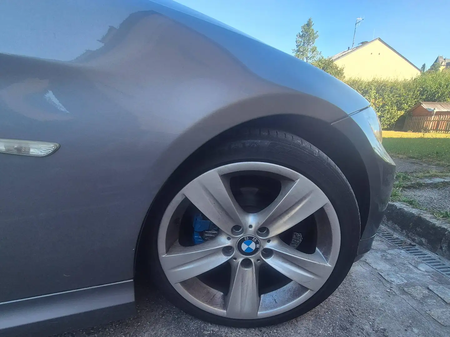 BMW 318 318i Grau - 1