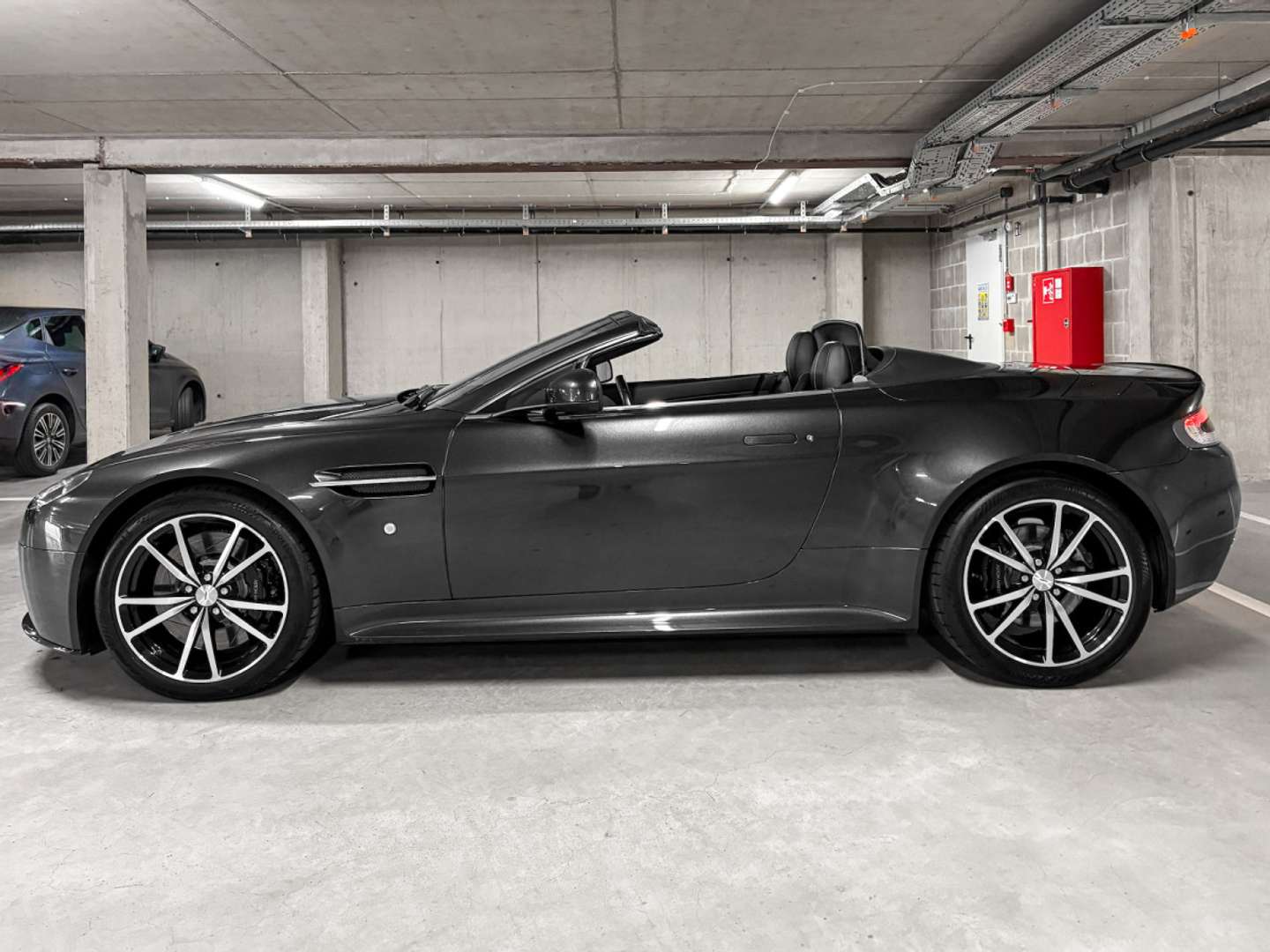 Aston Martin V8 Vantage Roadster VANTAGE S SP10 EDITION - - Joinsteer - #4
