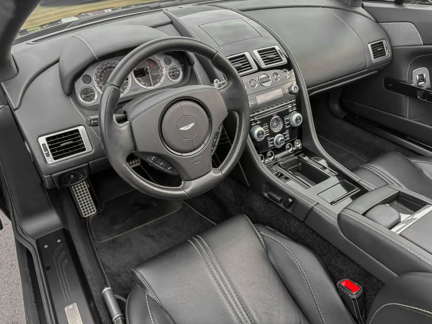 Aston Martin V8 Vantage VANTAGE S SP10 EDITION ROADSTER Gris - 2