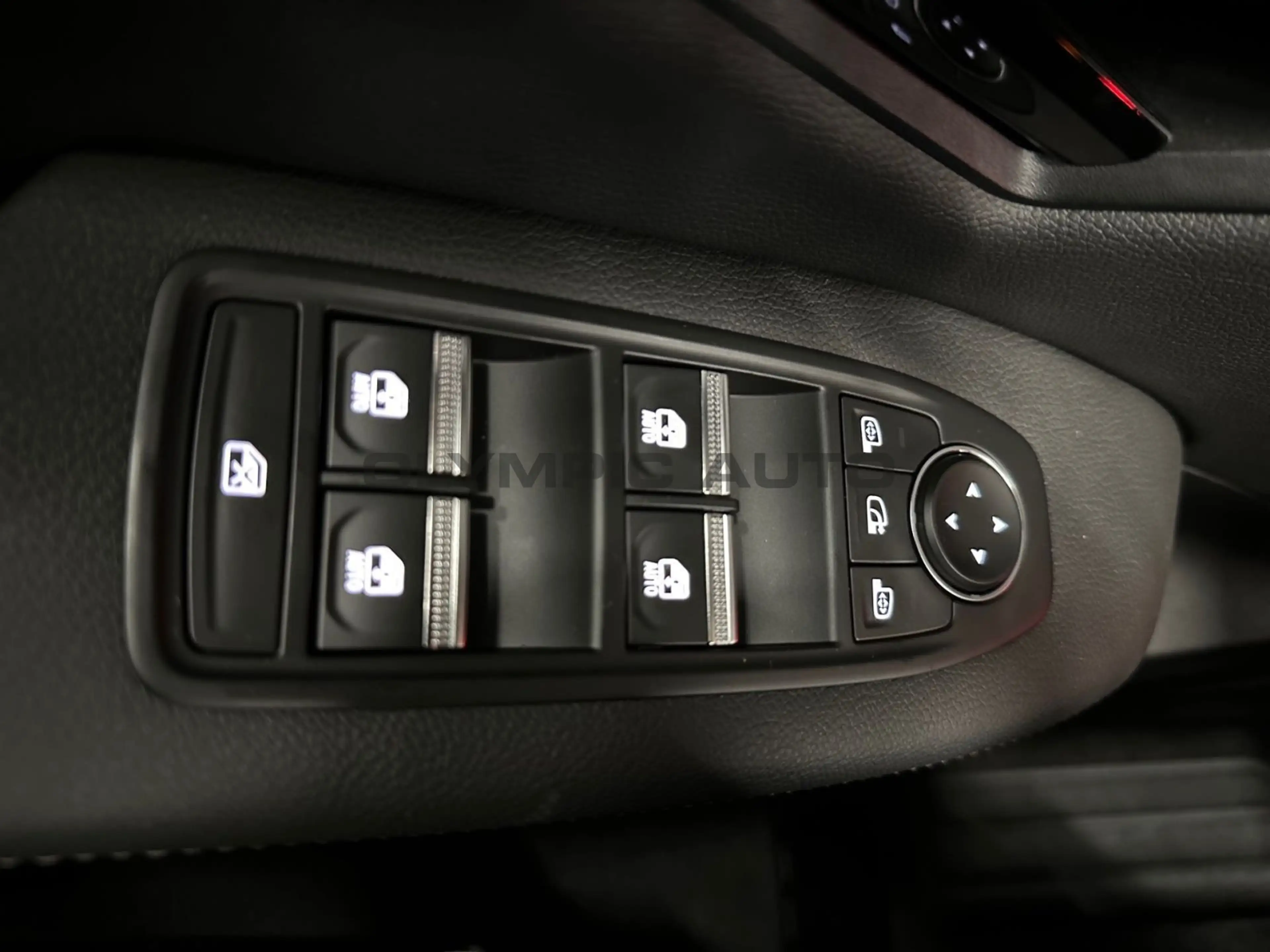 Mitsubishi Eclipse Cross Diamant TOP 87kWh (22kW) NAVI SHZG — photo 15