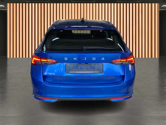 Skoda Octavia view 11