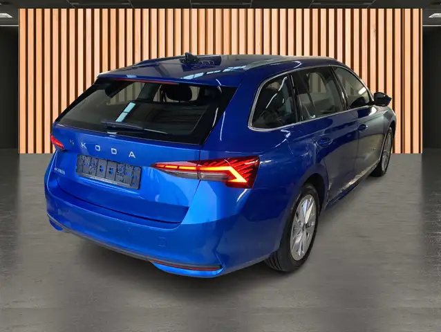 Skoda Octavia view 14