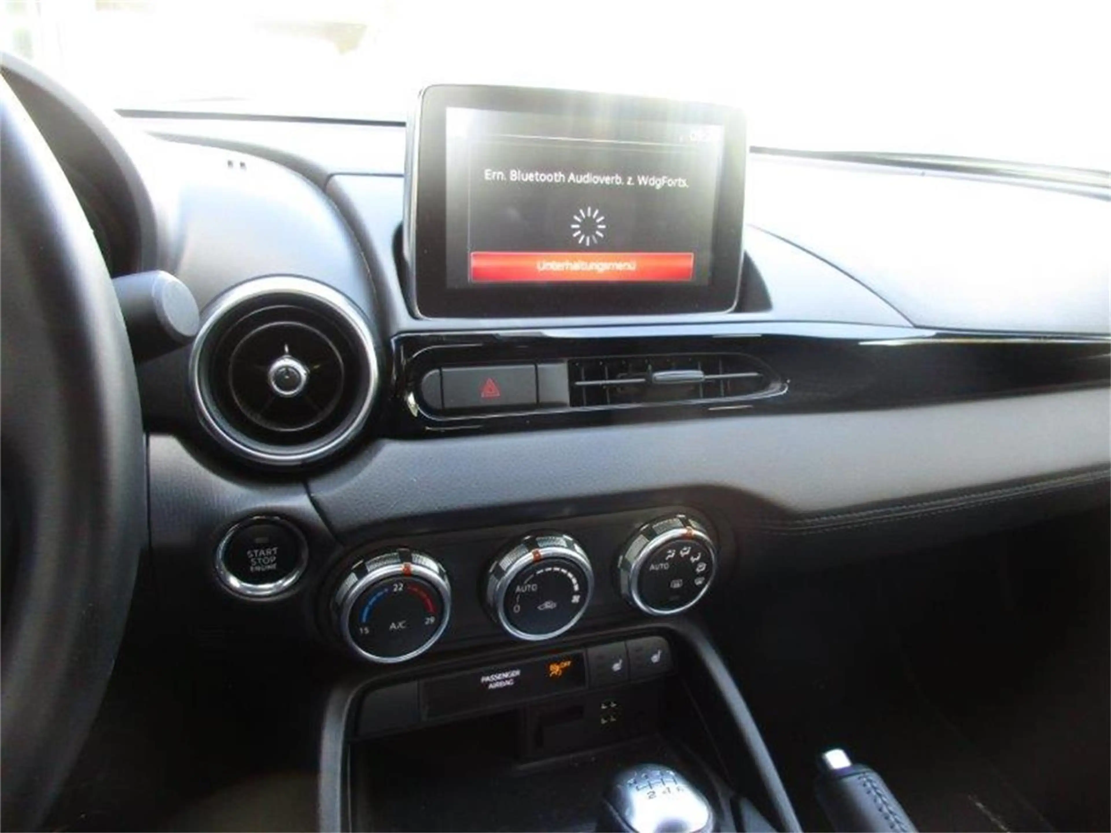 Fiat 124 Spider Lusso - LIMITED EDITION No. 28/50 — photo 3