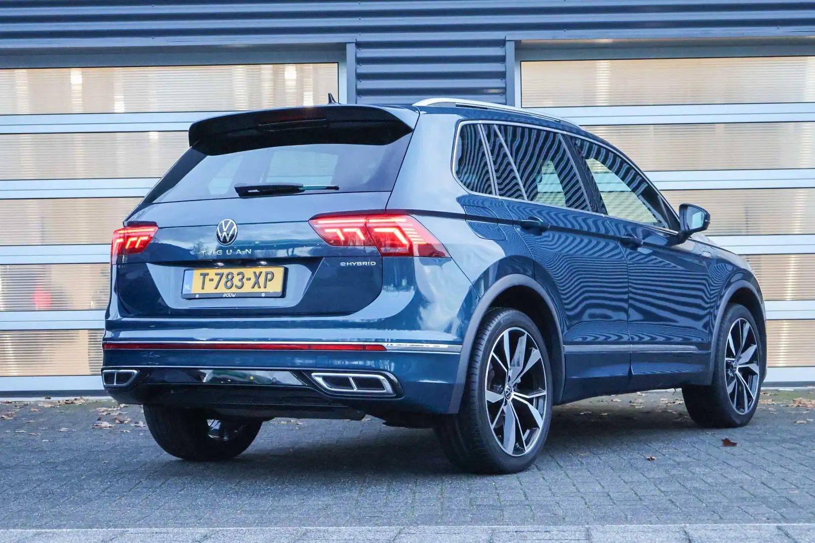 Volkswagen Tiguan 1.4 TSI 245pk DSG eHybrid R-Line Business+ | SoH 9 Bleu - 2