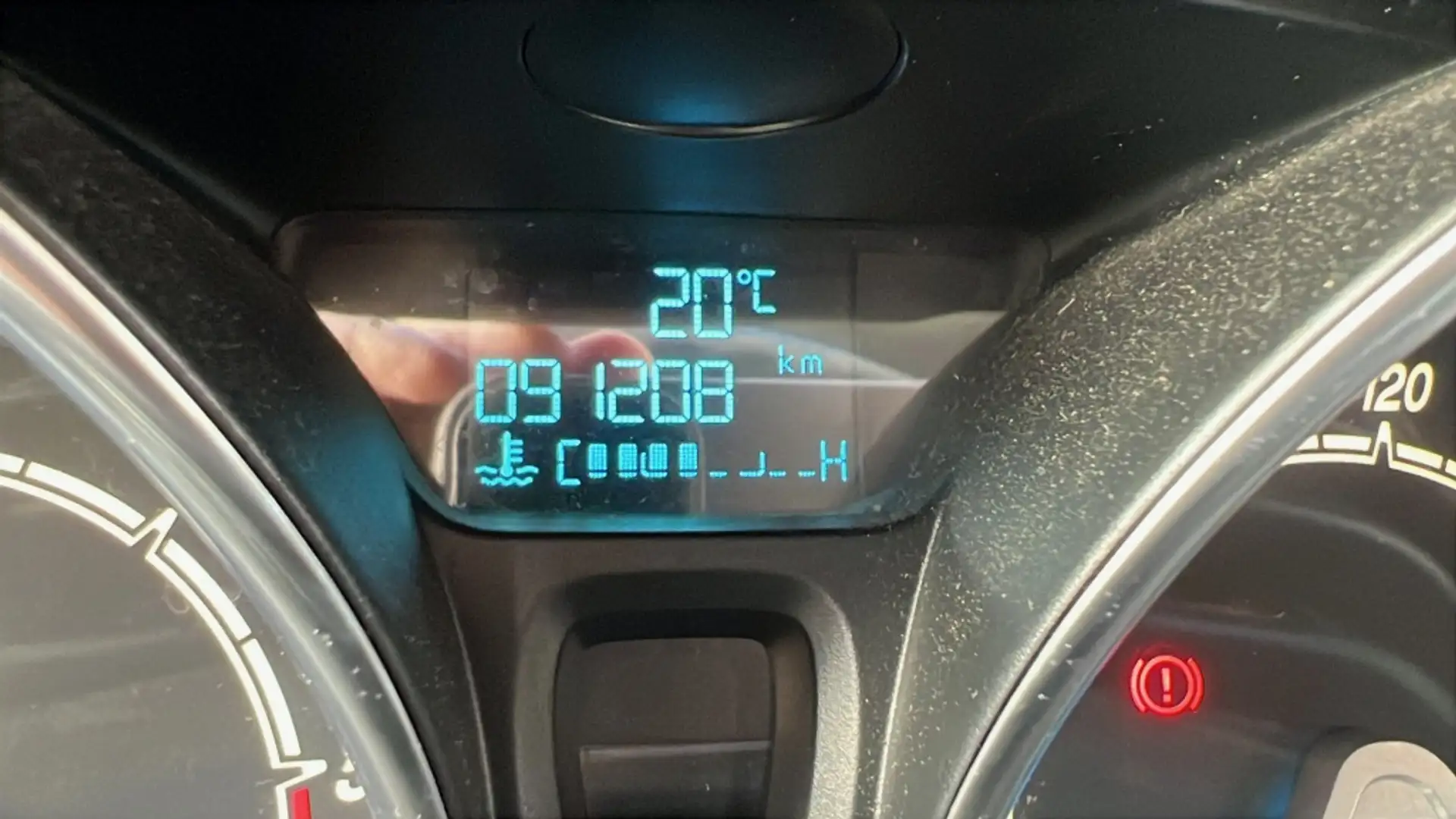 Ford Fiesta 1.5 TDCi Titanium 95 Rojo - 2