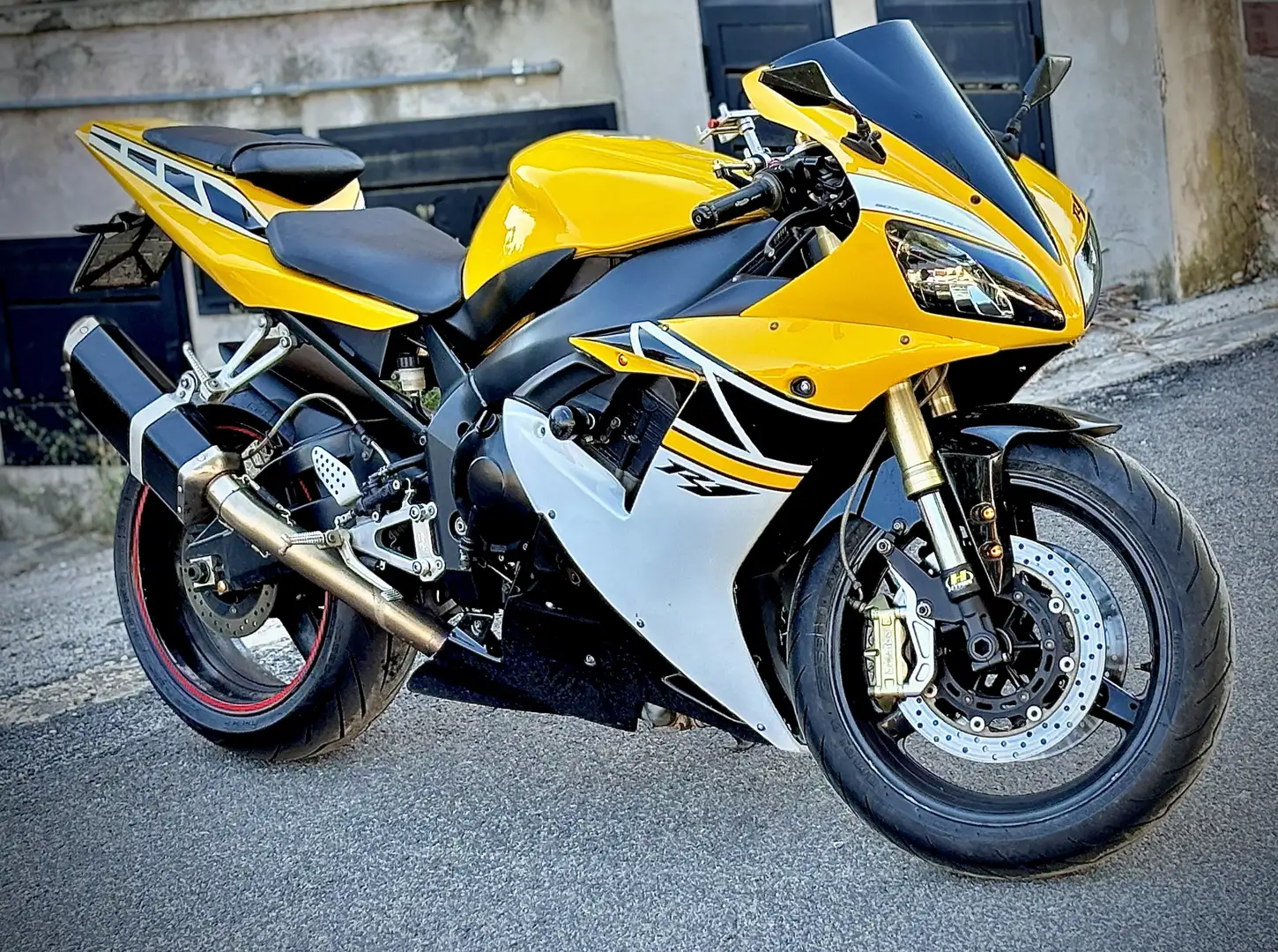 Yamaha YZF-R1 50th Anniversary Laguna Seca - 1