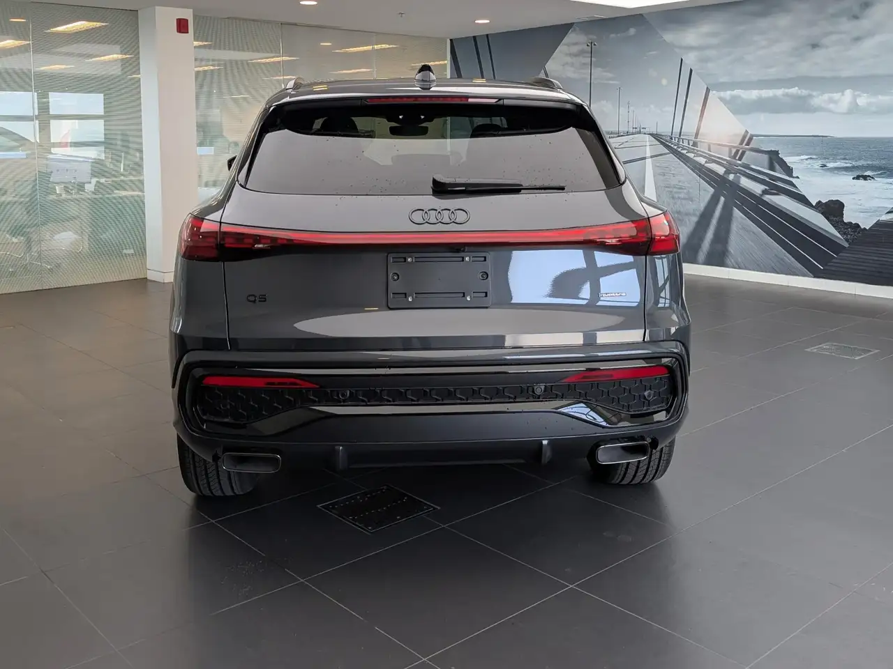 Audi Q5 снимка Audi Q5
