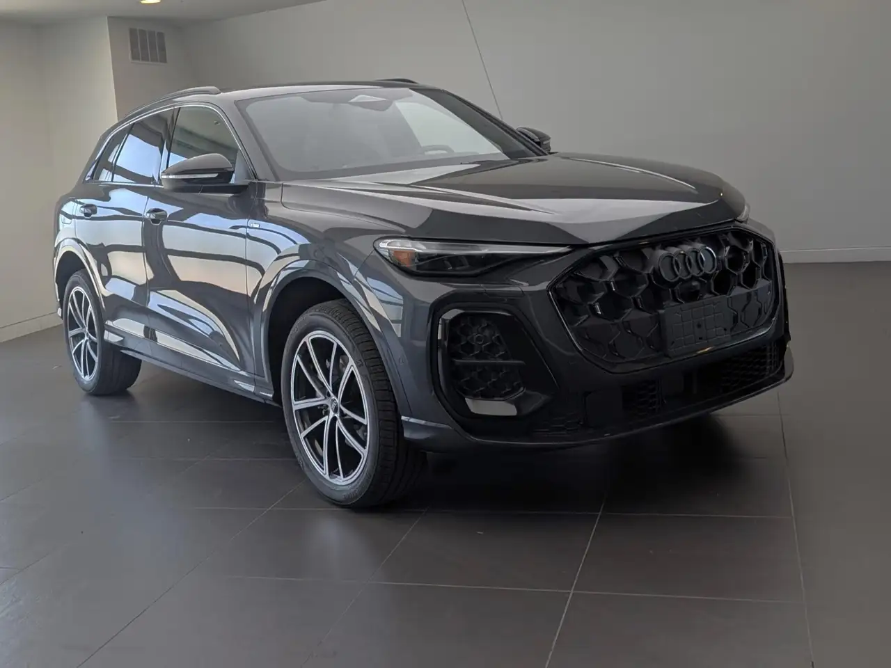 Audi Q5 снимка Audi Q5
