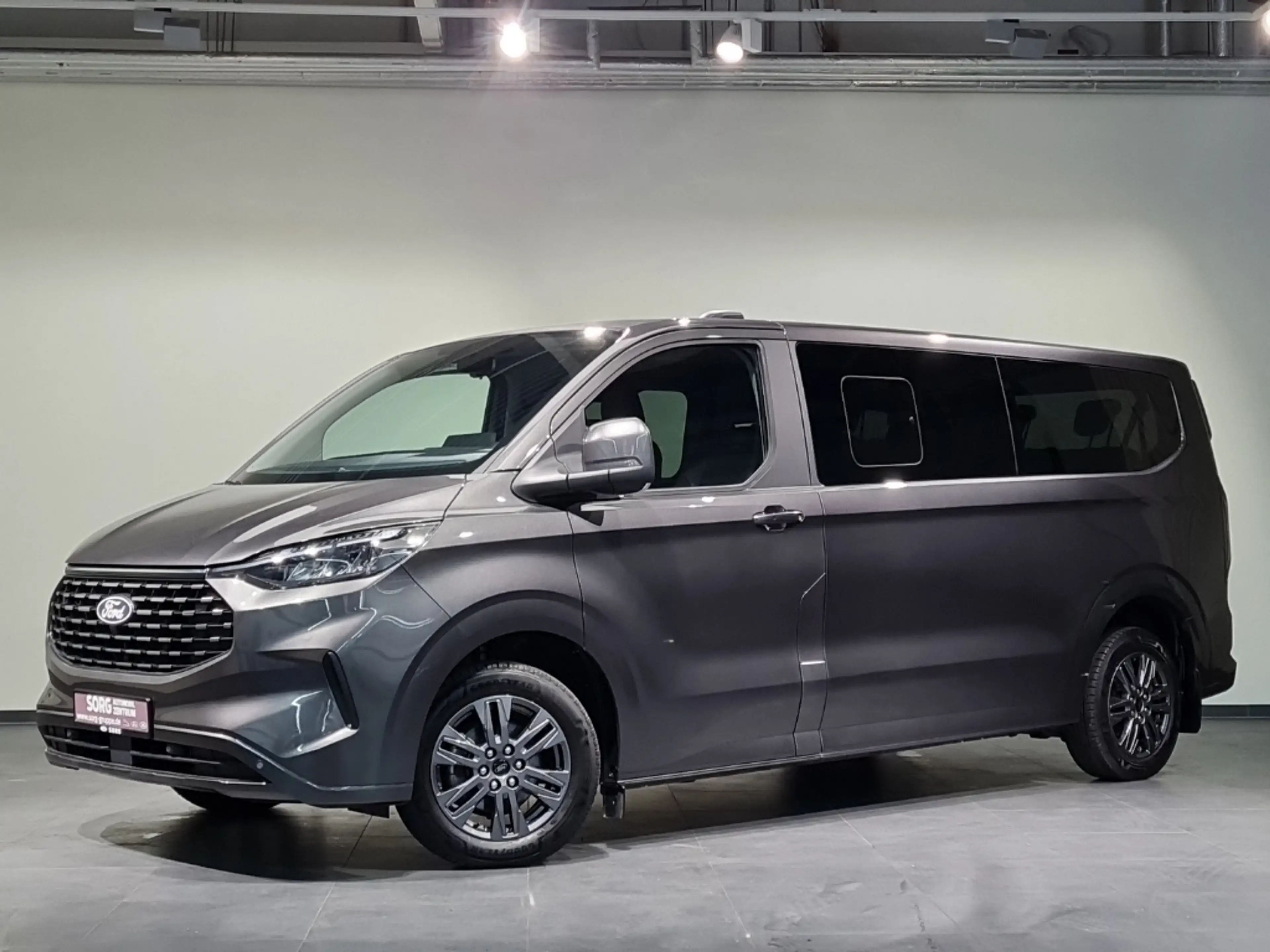 Ford Tourneo Custom 320L2 Titanium*AUTO*AHK*-39%* — photo 2