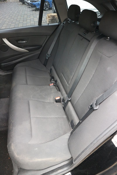 BMW 318 d Touring Advantage Nur an Händler — photo 8