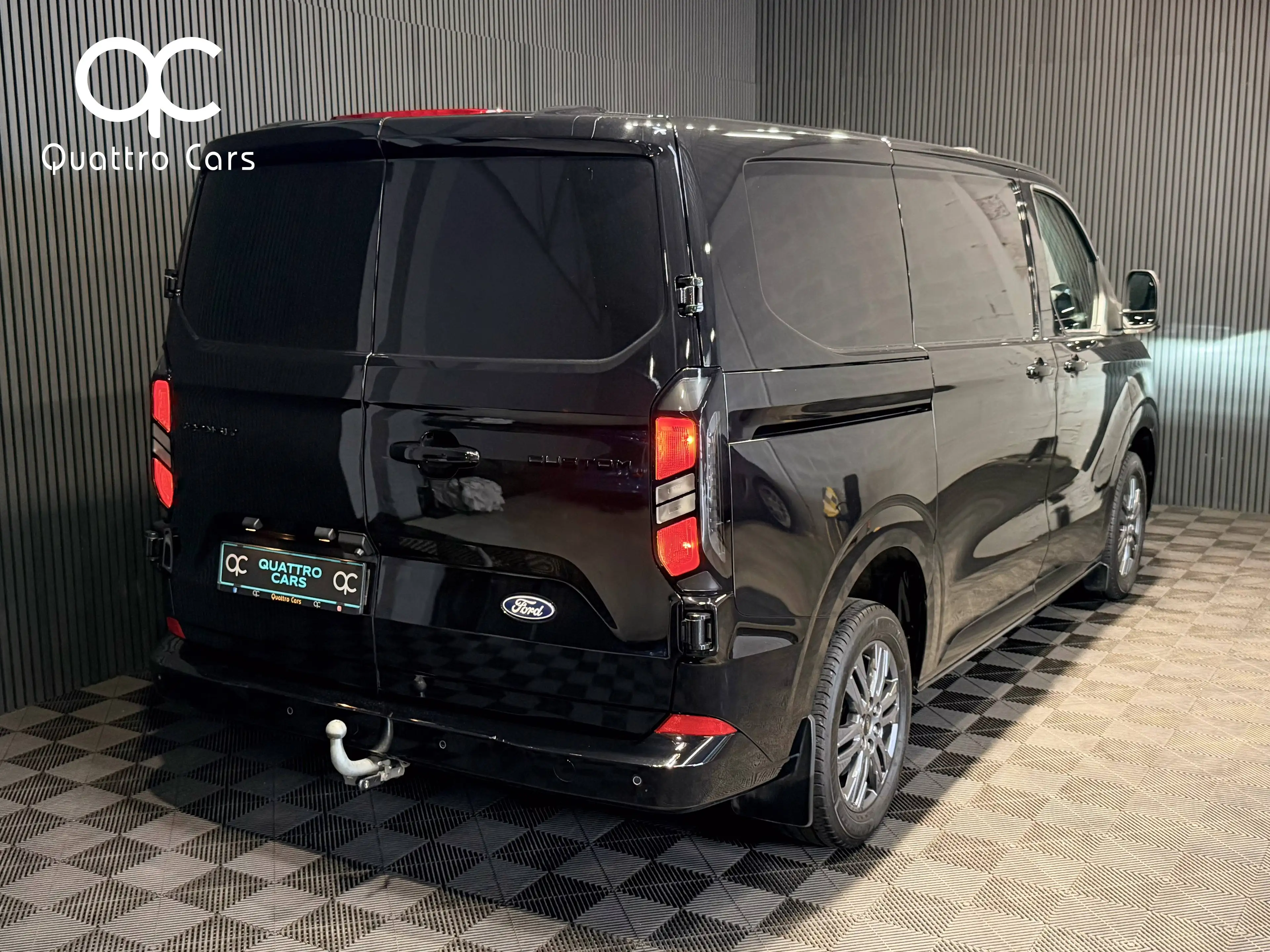 Ford Transit Custom 2.0TDCi - L1H1 - TVAC - Boite auto - Camera - Car Play — photo 8