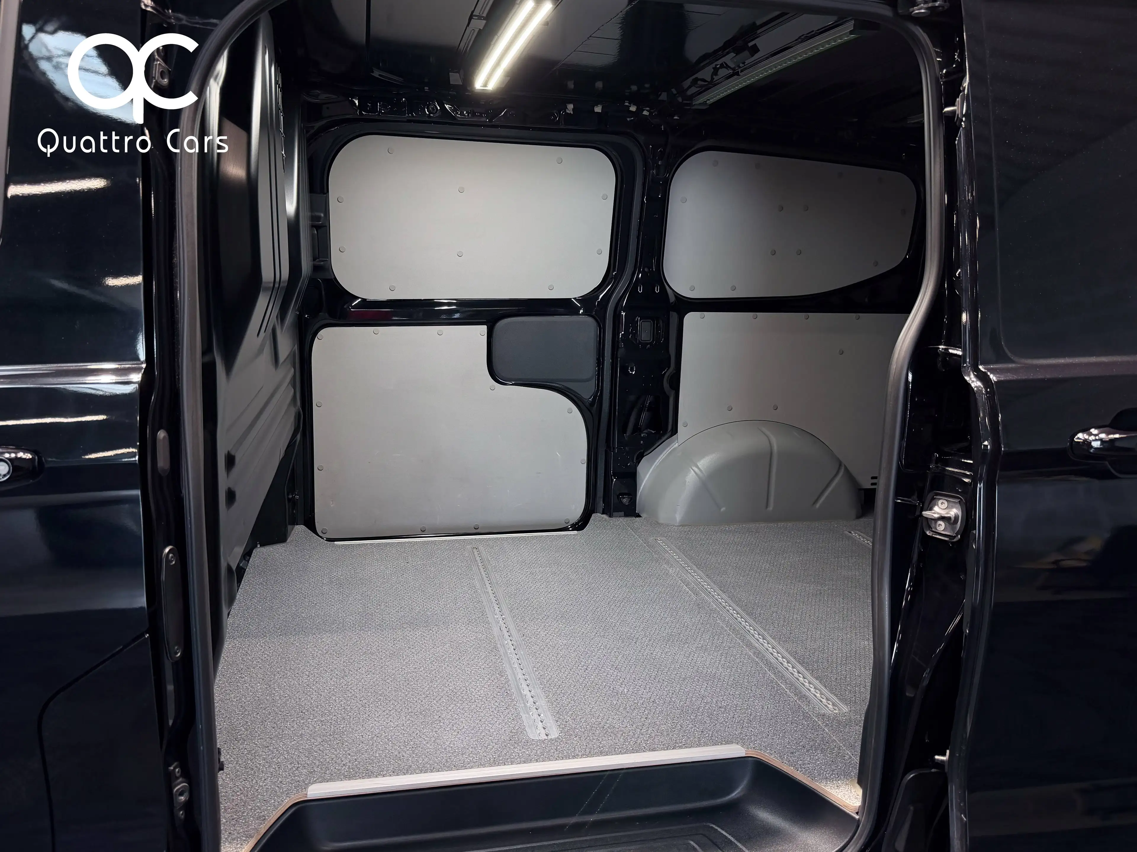 Ford Transit Custom 2.0TDCi - L1H1 - TVAC - Boite auto - Camera - Car Play — photo 16