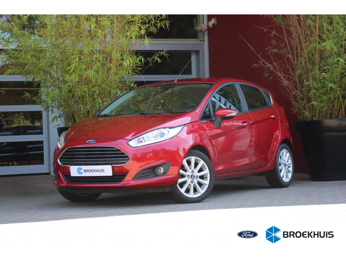 Ford Fiesta 1.0 EcoBoost Titanium Navi | Clima | Bluetooth | P Rood - 1