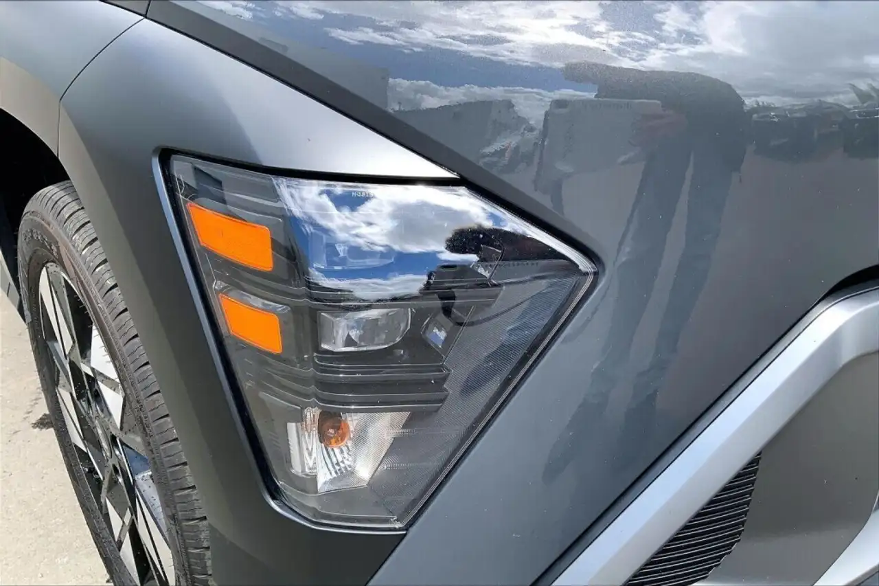 Hyundai KONA снимка Hyundai KONA