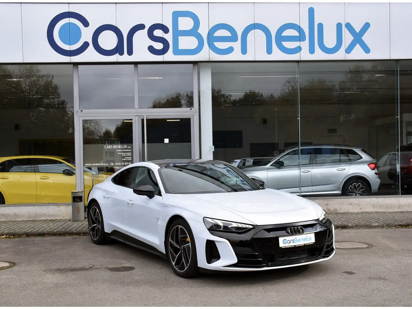 Audi e-tron GT 60 Quattro SUSP PNEU SG SPORT PLUS MEMO CAM360 1°M Grijs - 1