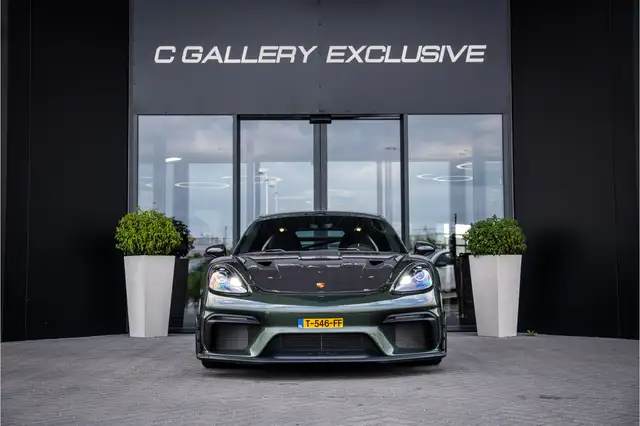 Porsche 718 view 2