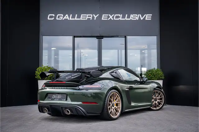 Porsche 718 view 7