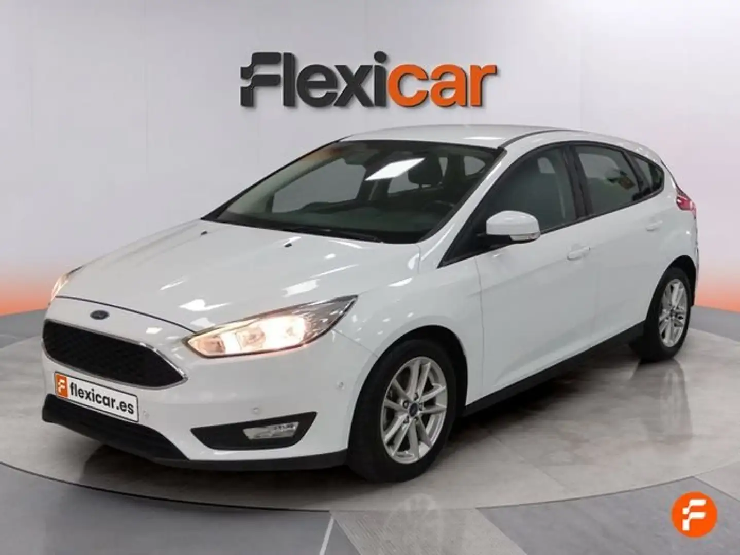 Ford Focus 1.0 Ecoboost Auto-S&S Trend 100 Blanco - 2
