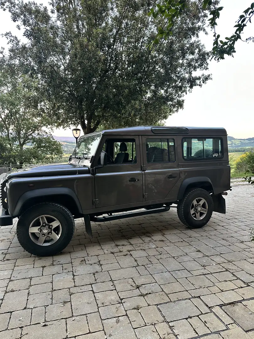 Land Rover Defender 110 2.4 td E SW - 1