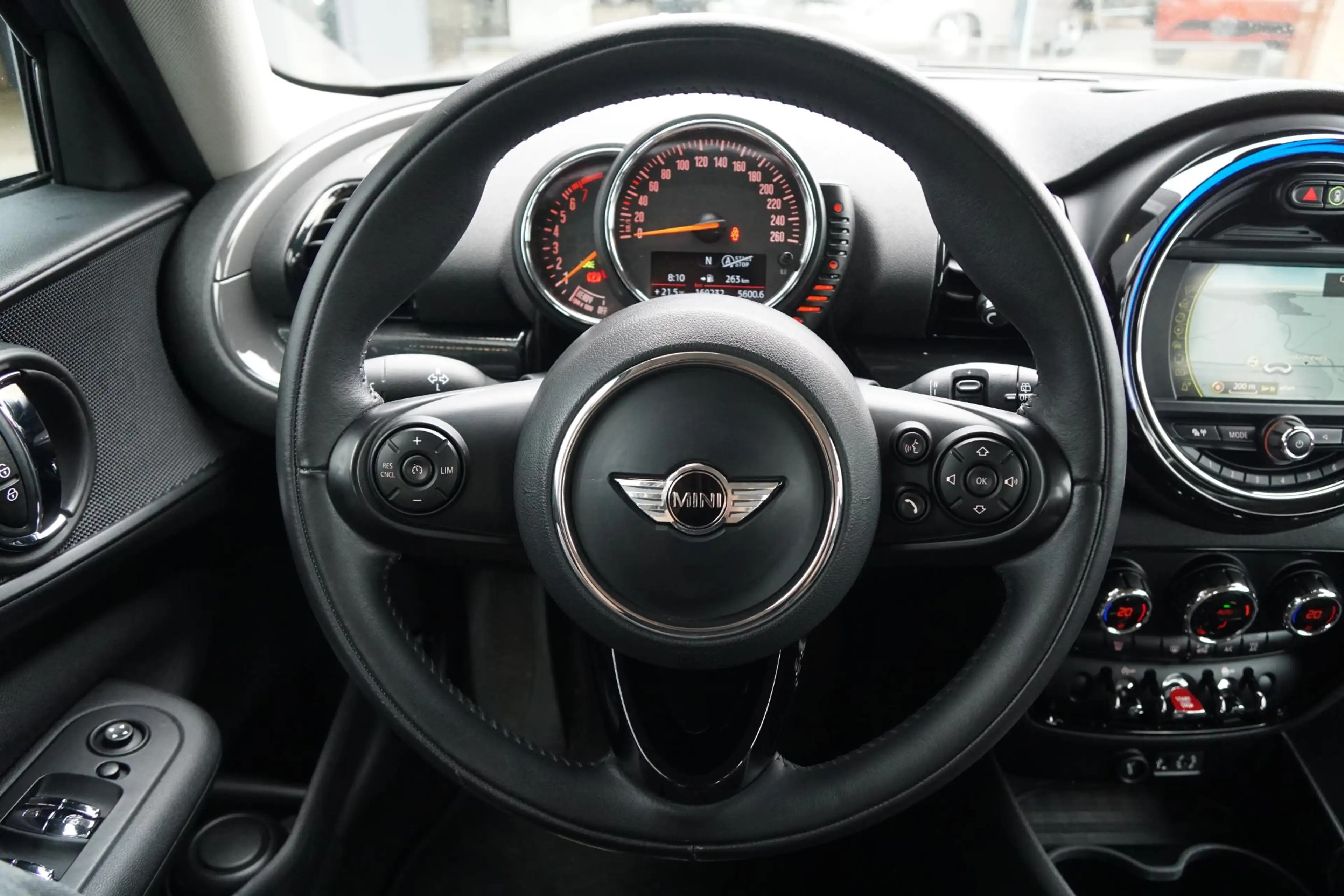 MINI Cooper Clubman Mini 1.5 Chili Serious Business + LED / ADAPTIEVE — photo 15