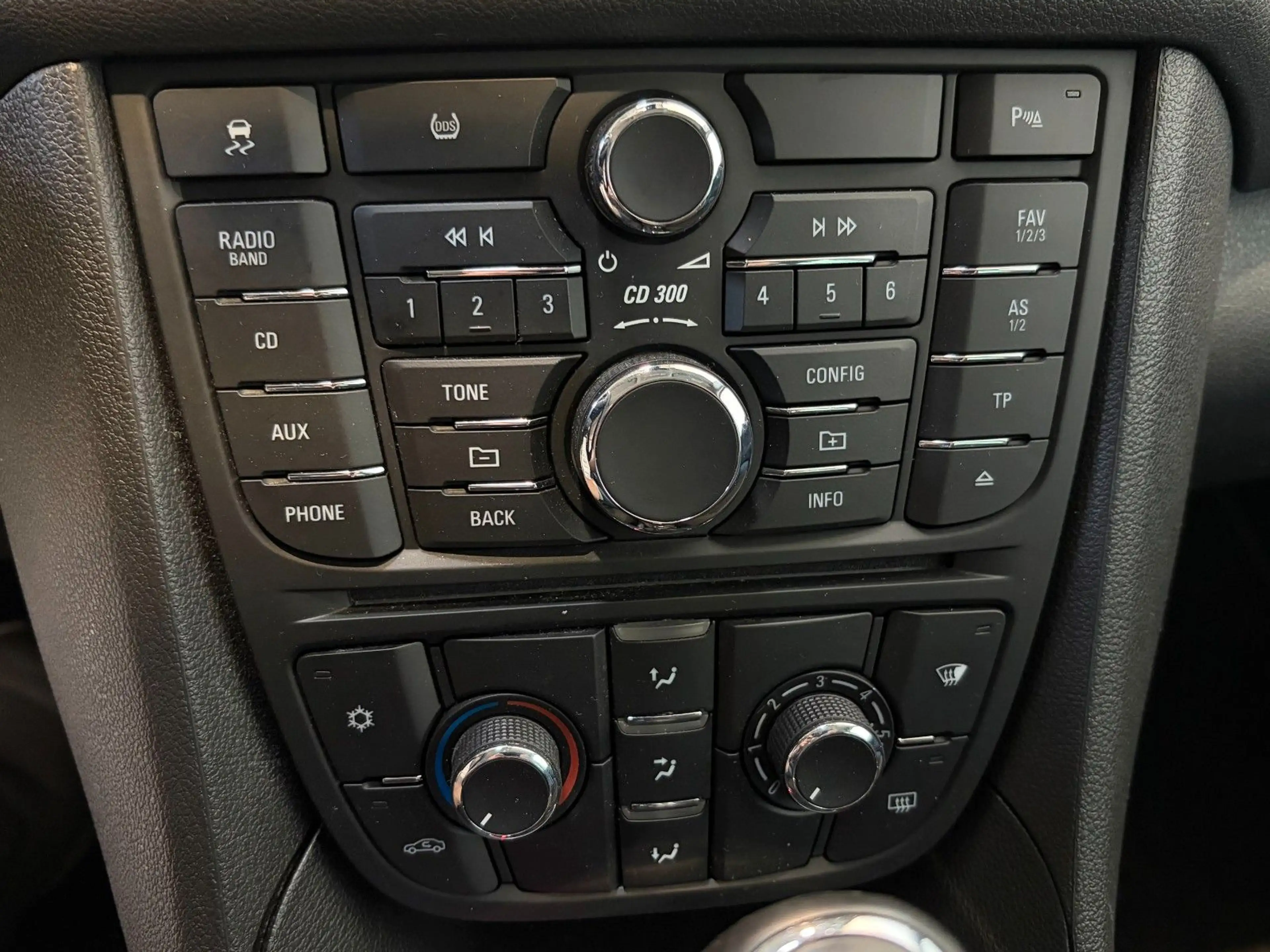 Opel Meriva B Design Edition *Automatik* — photo 15