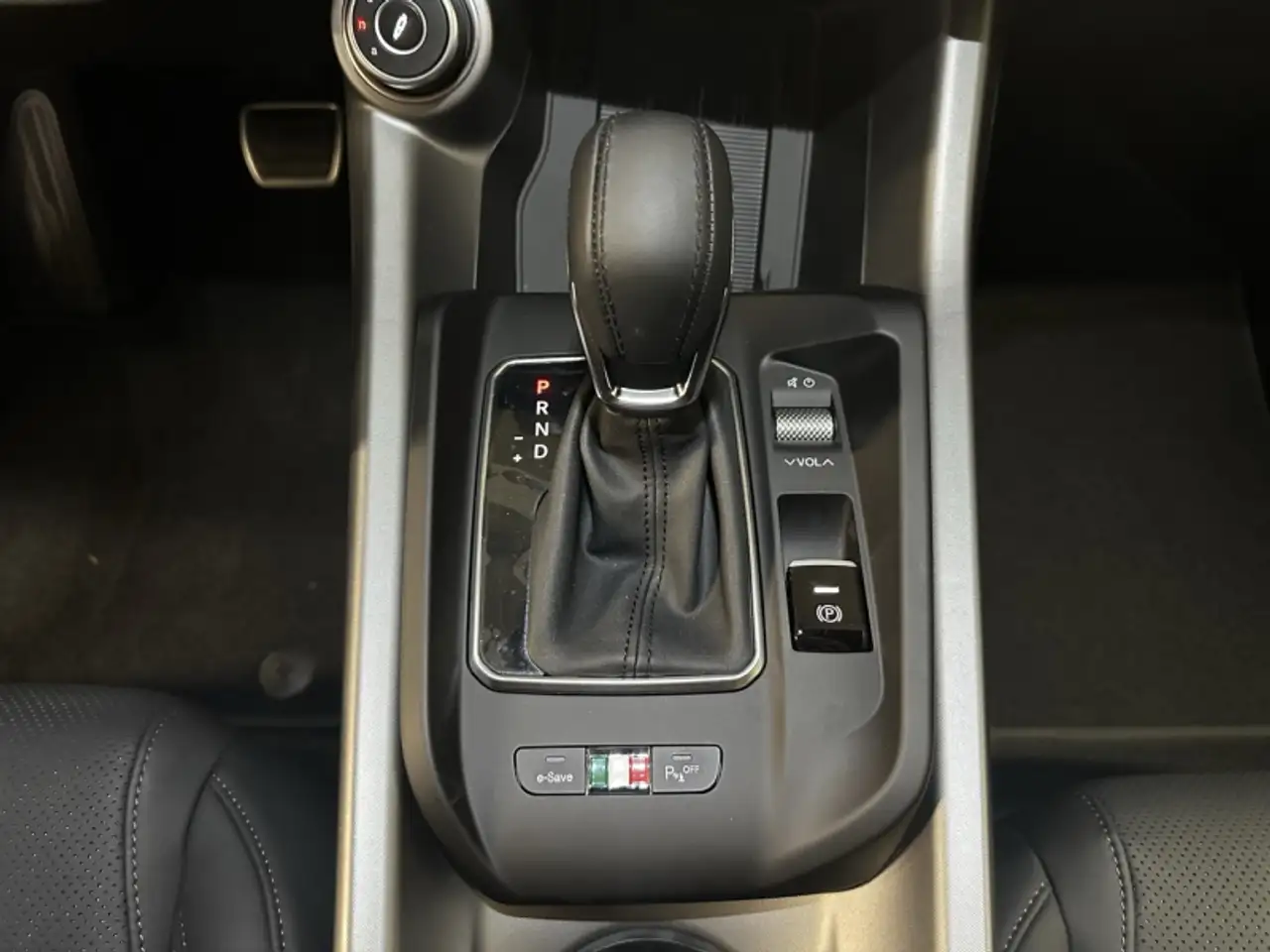 Alfa Romeo Tonale 2024 — фото 14