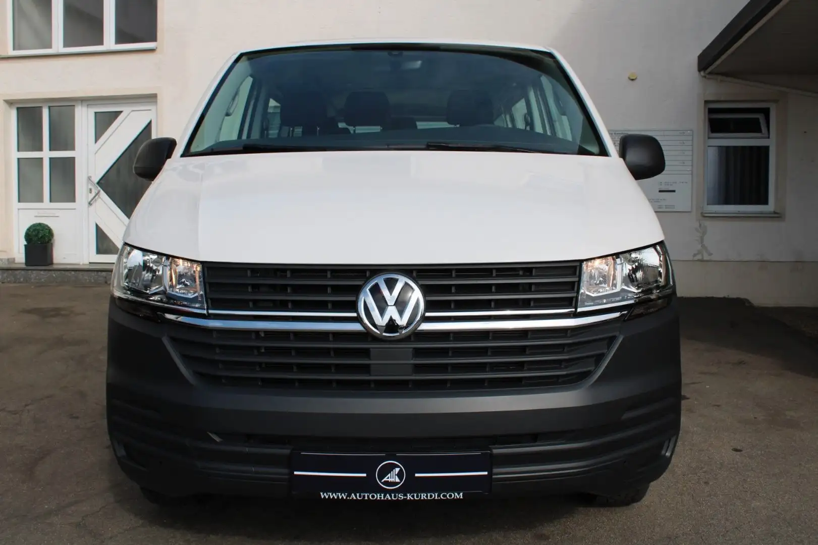 Volkswagen T6 Kombi T6.1 Transporter Kombi 8FACH DSG 9-Sitzer KLIMA Bílá - 2