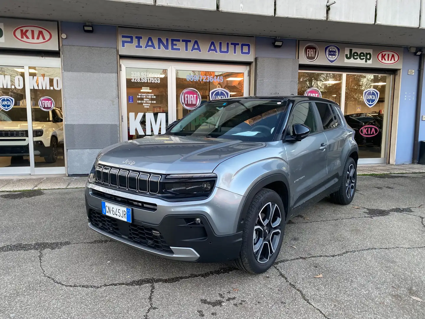 Jeep Avenger AVENGER SUMMIT 1.2 BZ 101cv - IMM. 06/2023 Grijs - 2