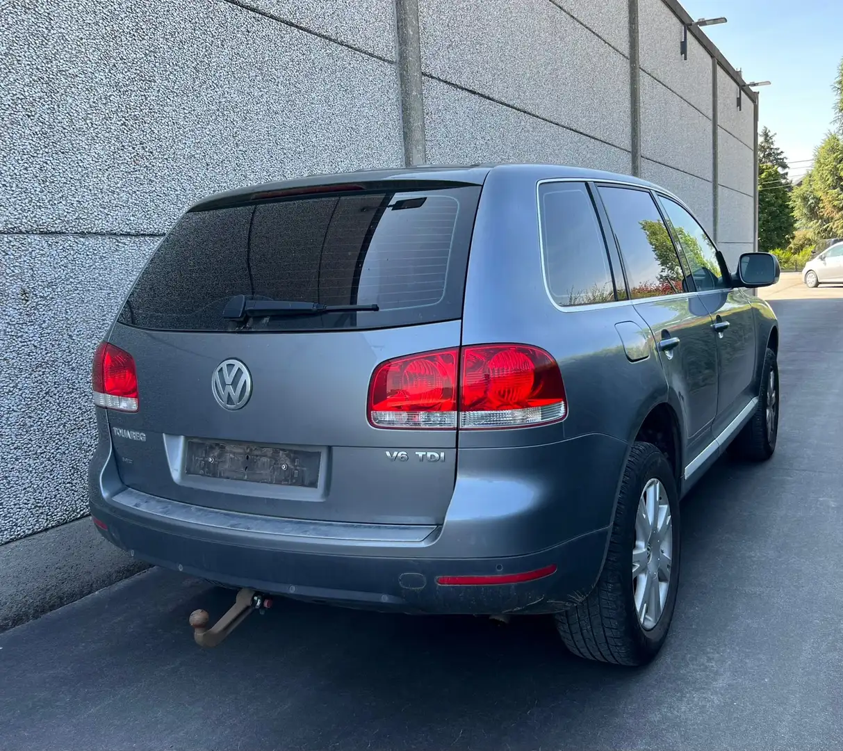 Volkswagen Touareg 3.0 TDi V6 Tiptronic FULL OPTIONS PNEUMATIQUE Grijs - 2