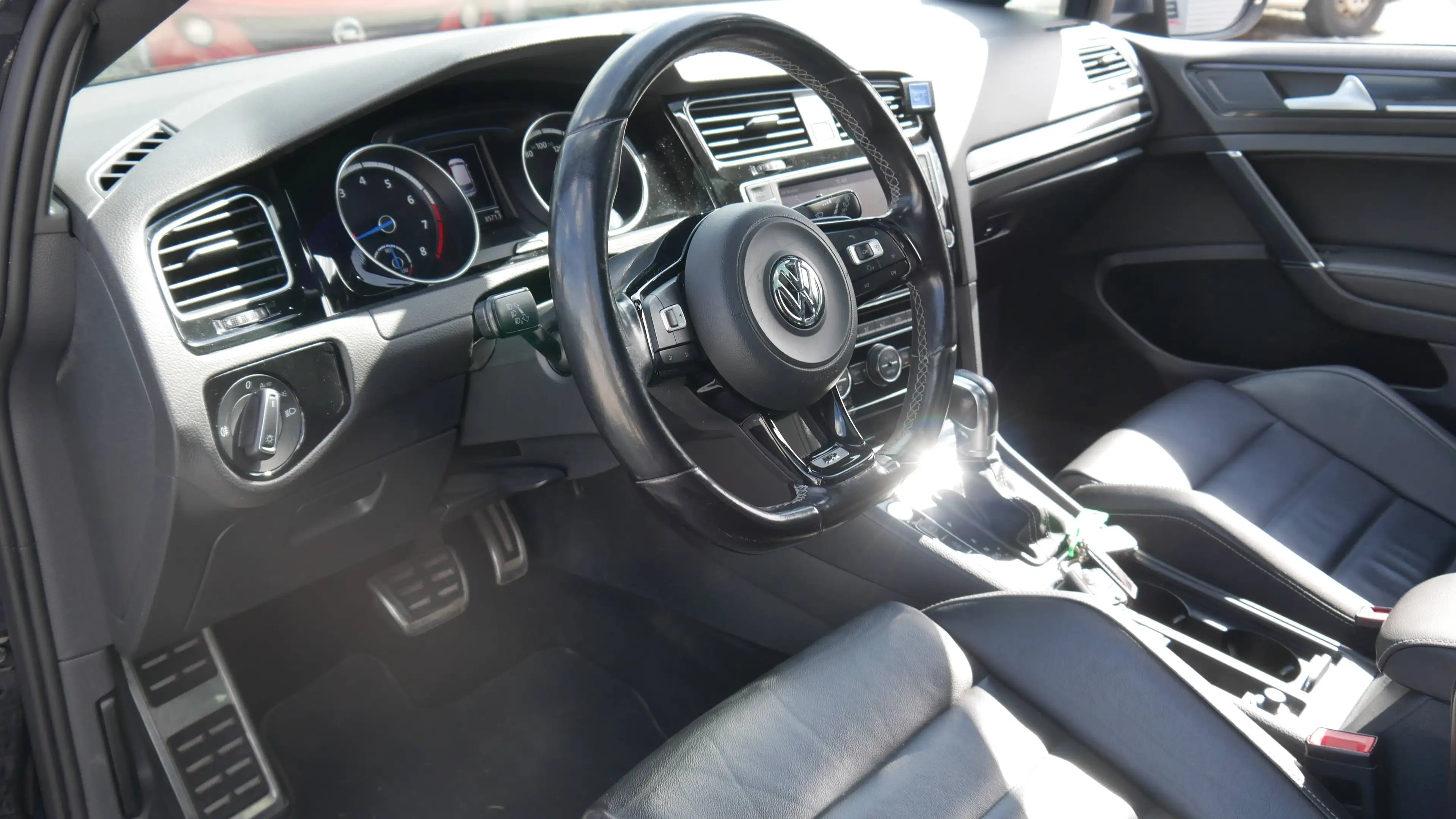Volkswagen Golf R R 4Motion DSG 2. Hand Scheckheft Pano Leder Navi — photo 10